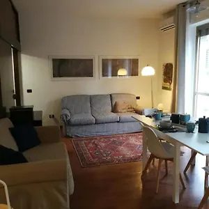 Flat 11 Mm1 Loreto Pasteur Con Posto Auto - P5 Milano